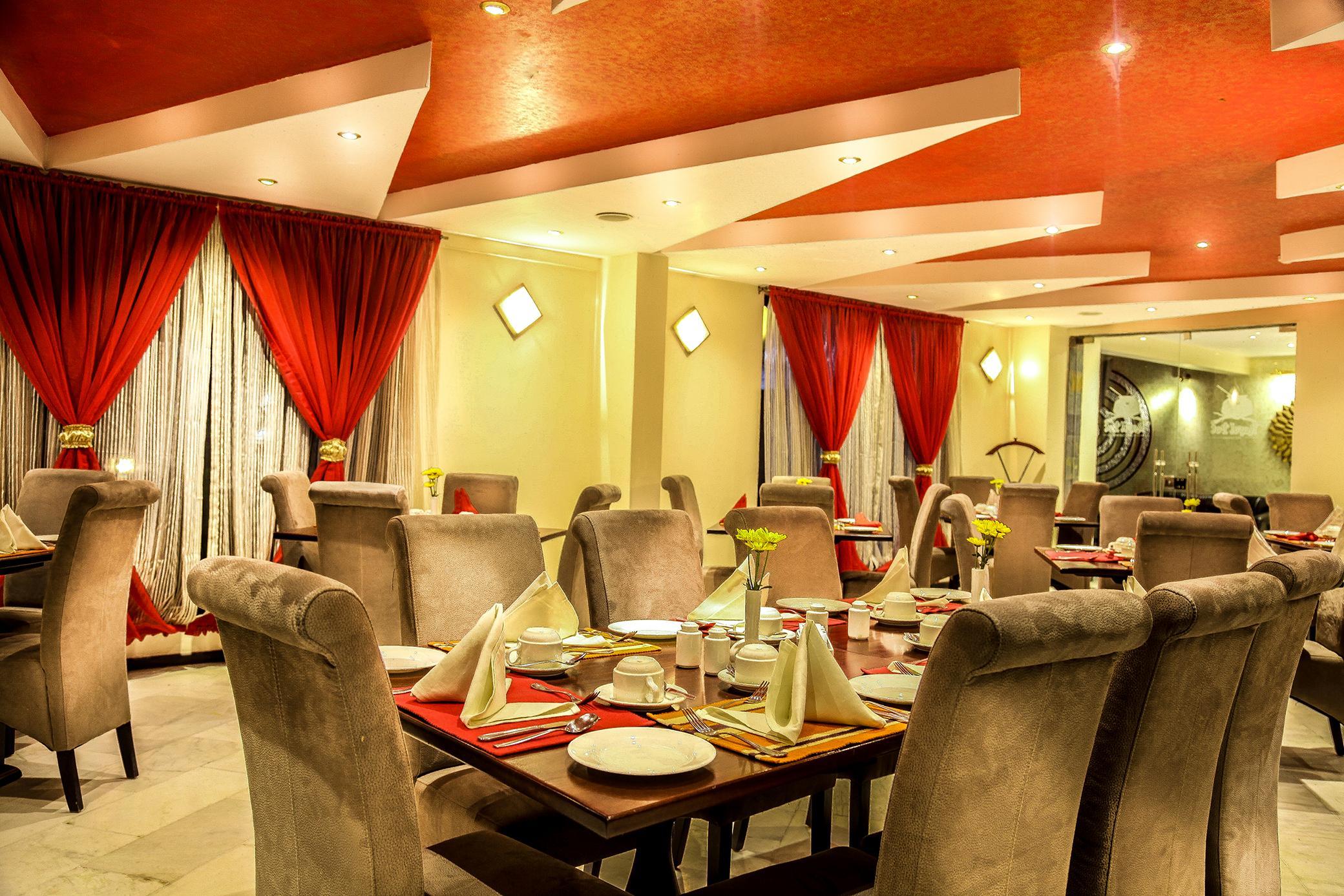 The Monarch Hotel Nairobi Buitenkant foto
