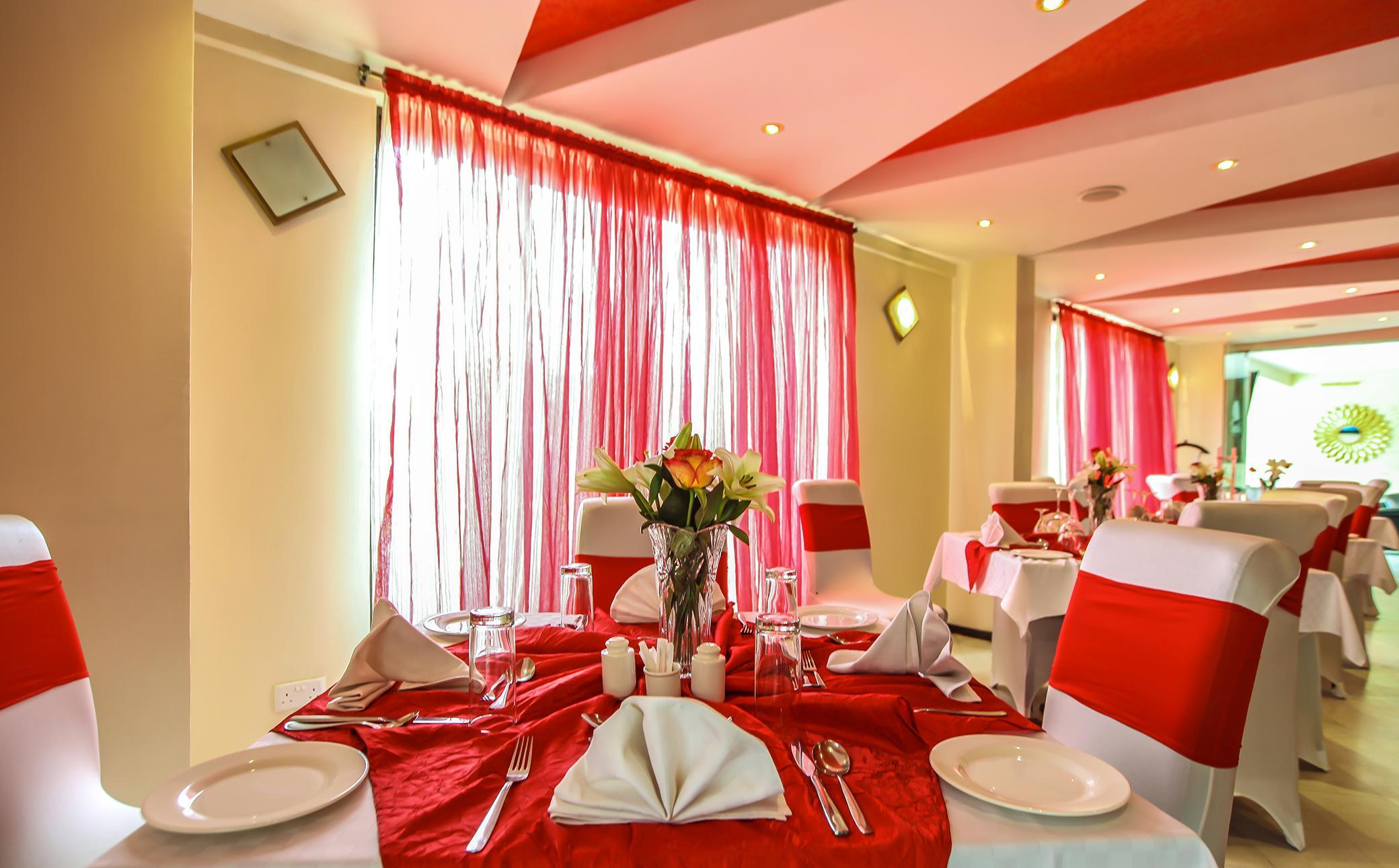 The Monarch Hotel Nairobi Buitenkant foto