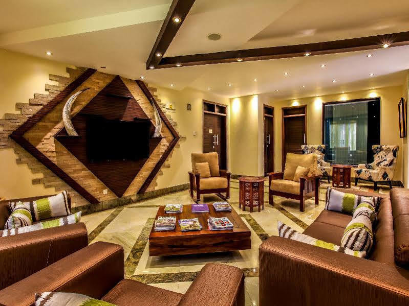 The Monarch Hotel Nairobi Buitenkant foto